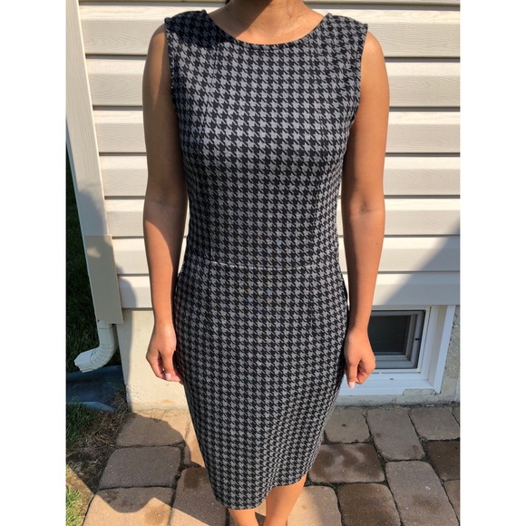 Hush Puppies Apparel Houndstooth Pencil Dress - Picture 4 of 6